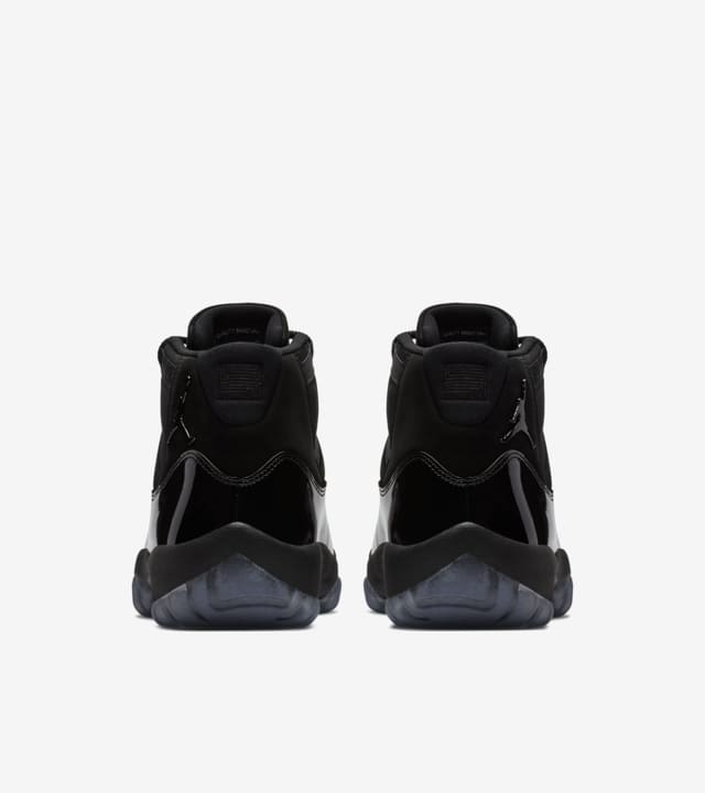 air jordan xi cap and gown
