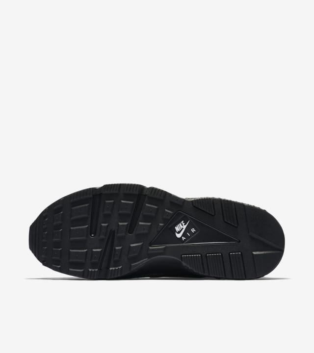 huaraches black and grey