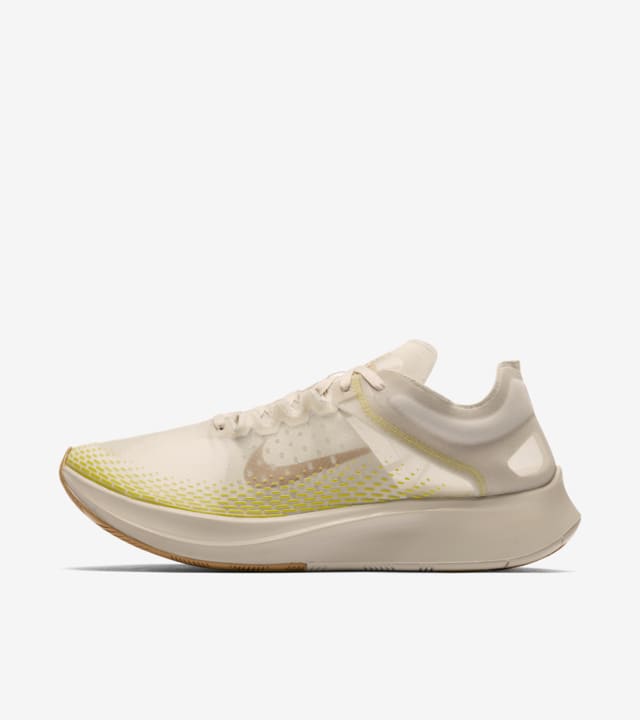 Nike Zoom Fly SP Fast 'Light Orewood Brown' Release Date. Nike SNKRS