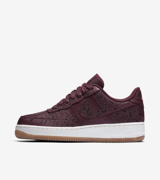 nike air force 1 white and maroon