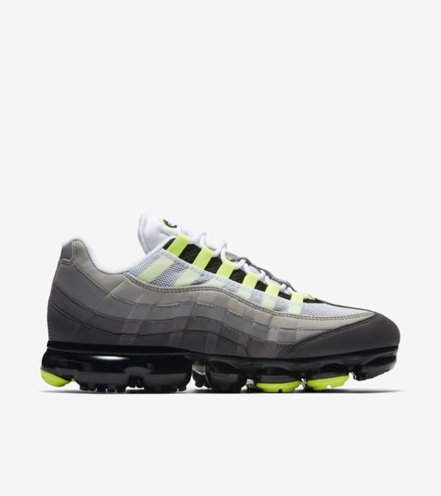 nike air vapormax 95 volt