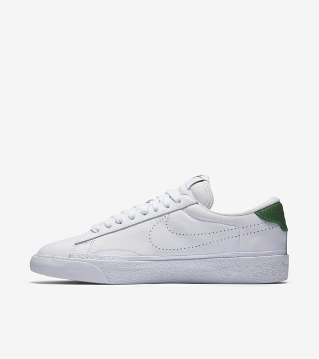 nike classic tennis white