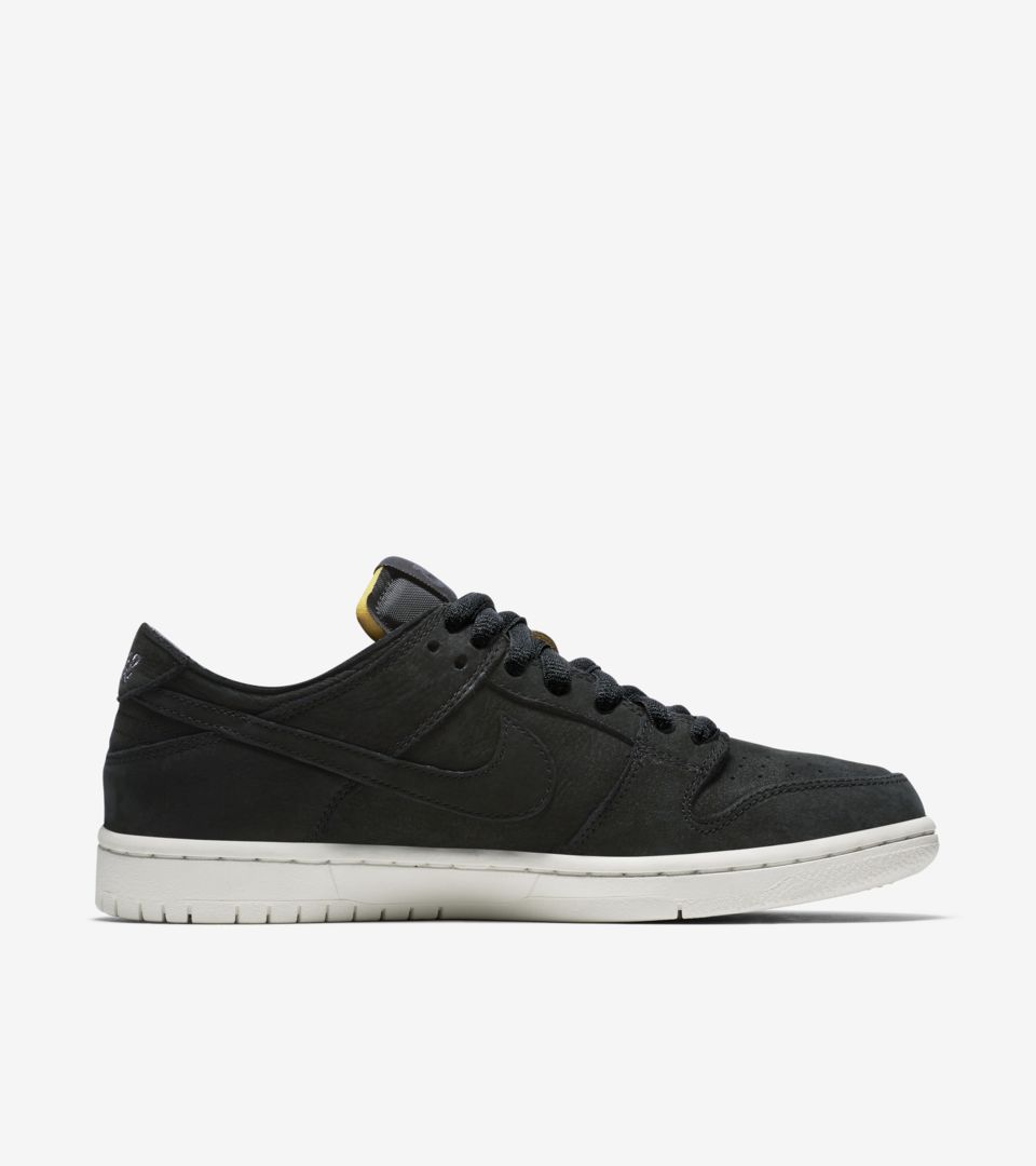 Nike SB Zoom Dunk Low Pro Decon 'Black & Anthracite' Release Date. Nike ...