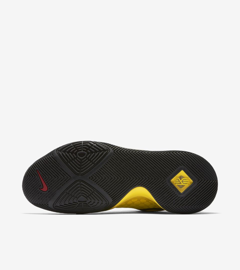 KYRIE 3 KYRIE 3