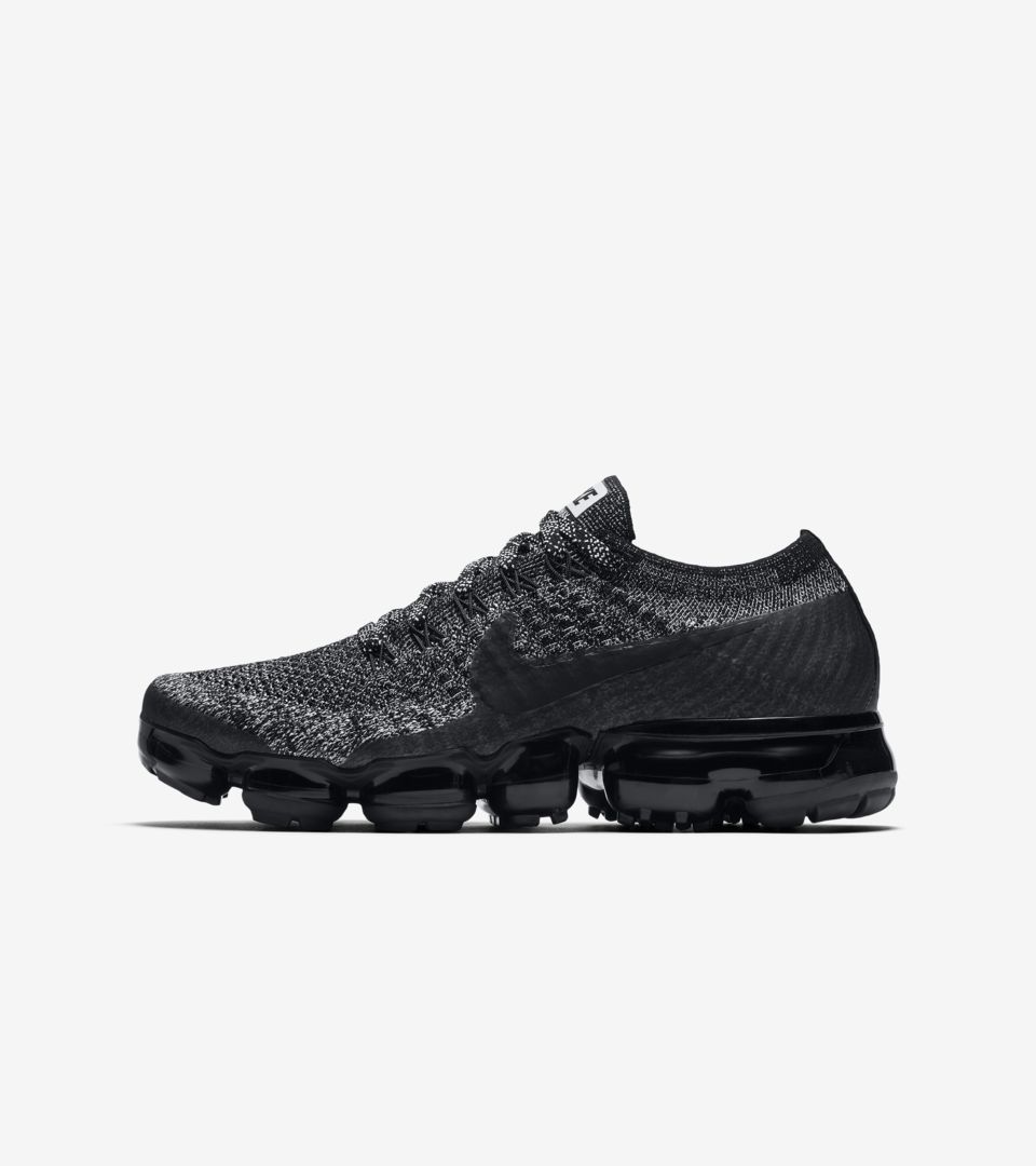 cookie and cream vapormax