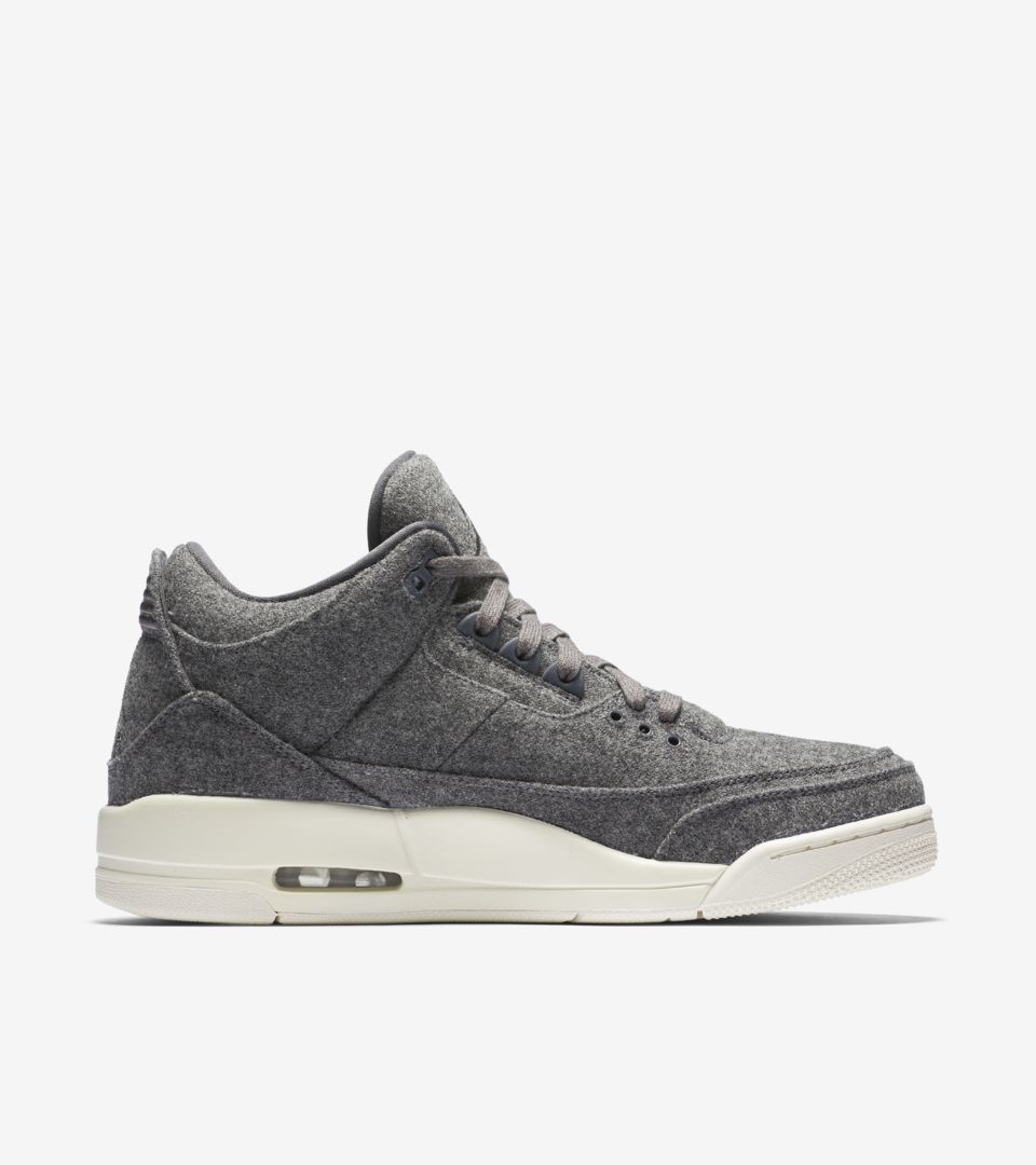 AIR JORDAN III AIR JORDAN III