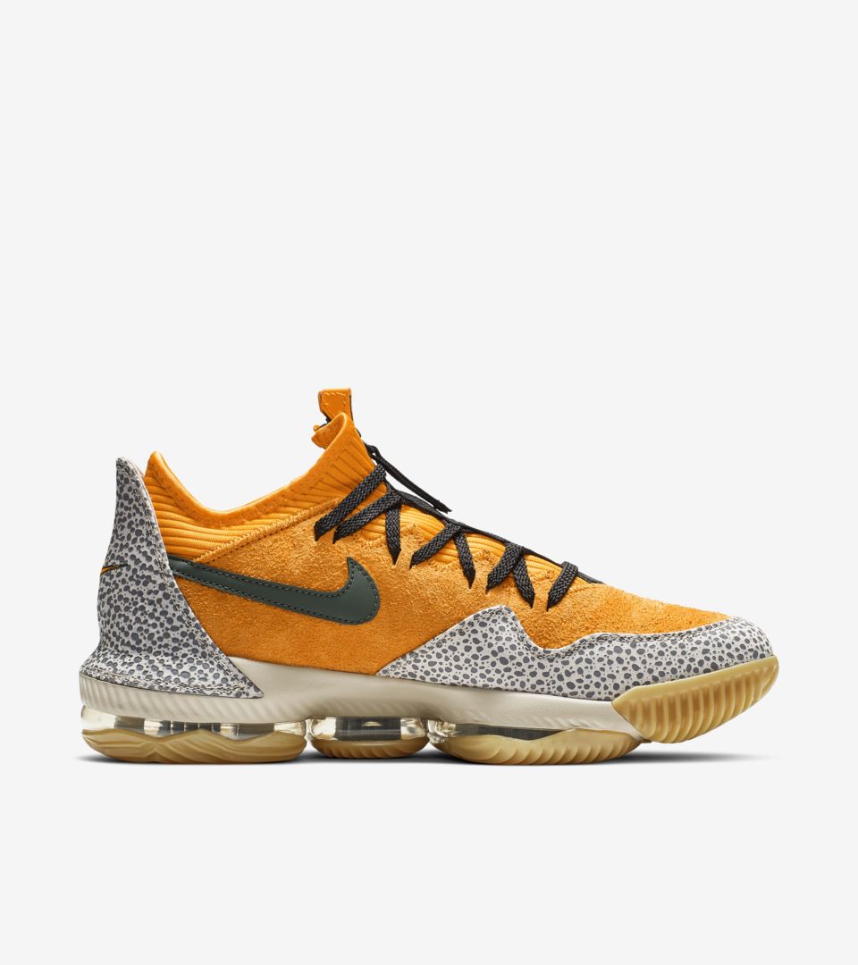 nike atmos safari