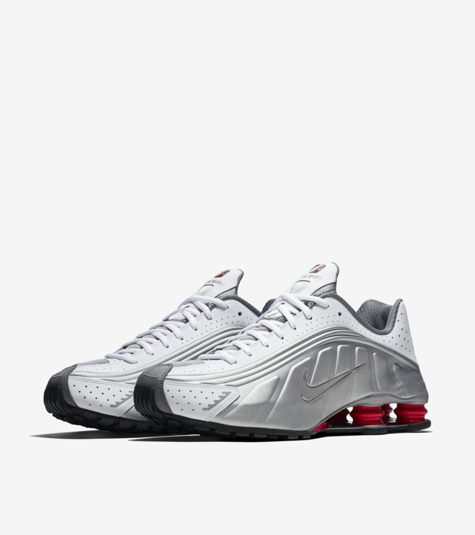 Nike Shox R4 'White & Comet Red & Metallic Silver' Release Date Nike Shox R4 'White & Comet Red & Metallic Silver' Release Date