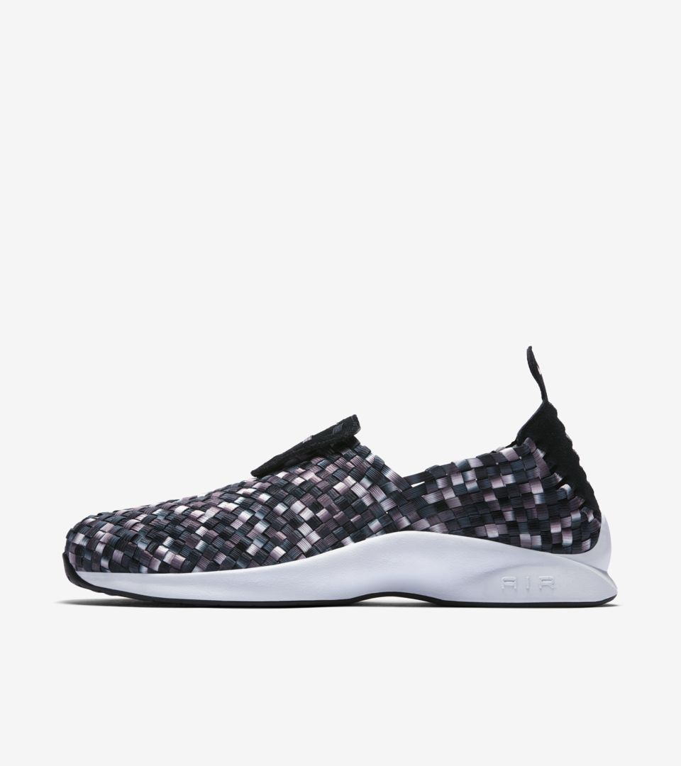 nike woven slip on