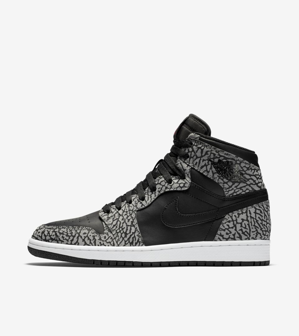 black and grey nike jordans