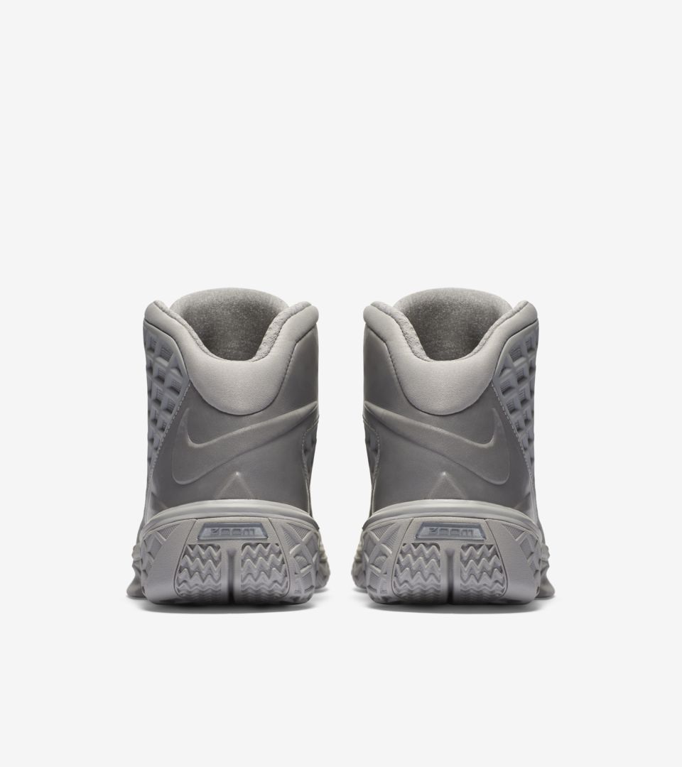 ZOOM KOBE III ZOOM KOBE III
