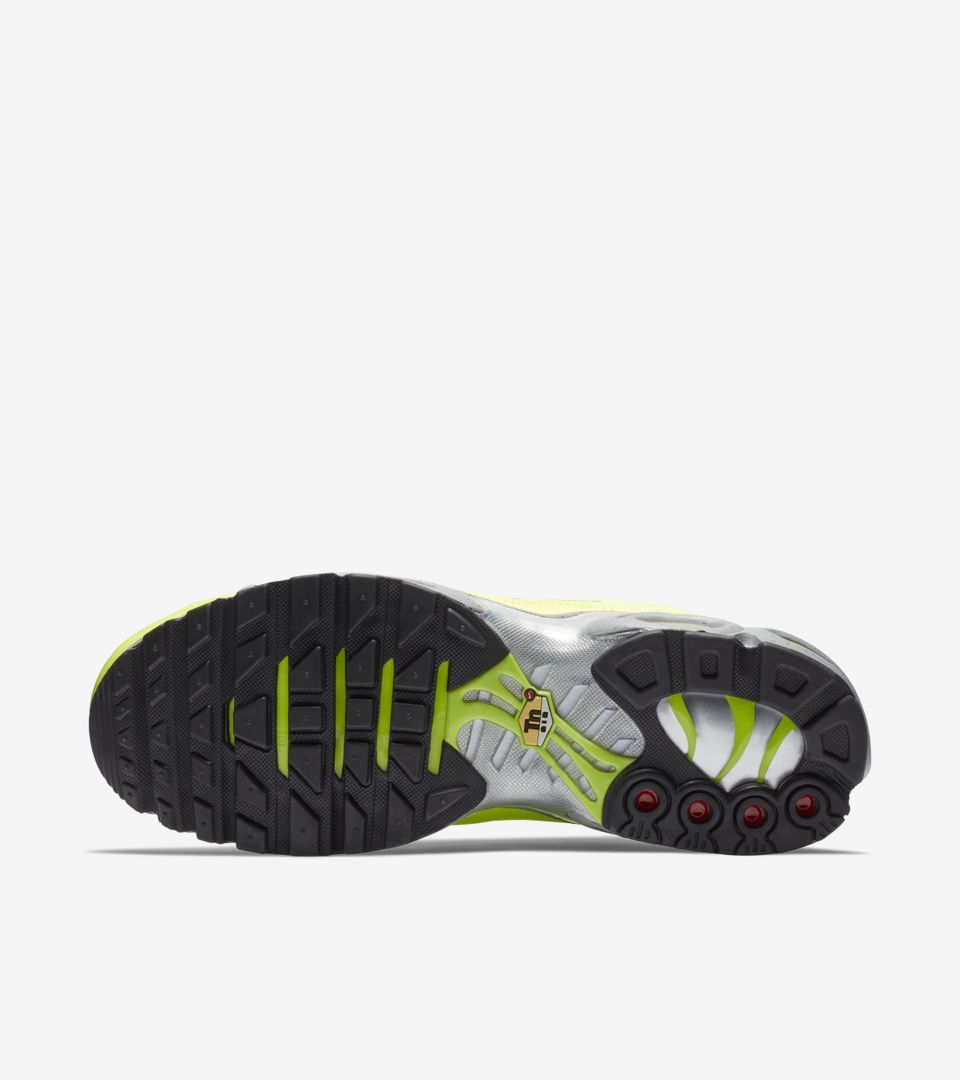 Nike Air Max Plus Premium 'Full Volt & Matte Silver' Release Date Nike Air Max Plus Premium 'Full Volt & Matte Silver' Release Date