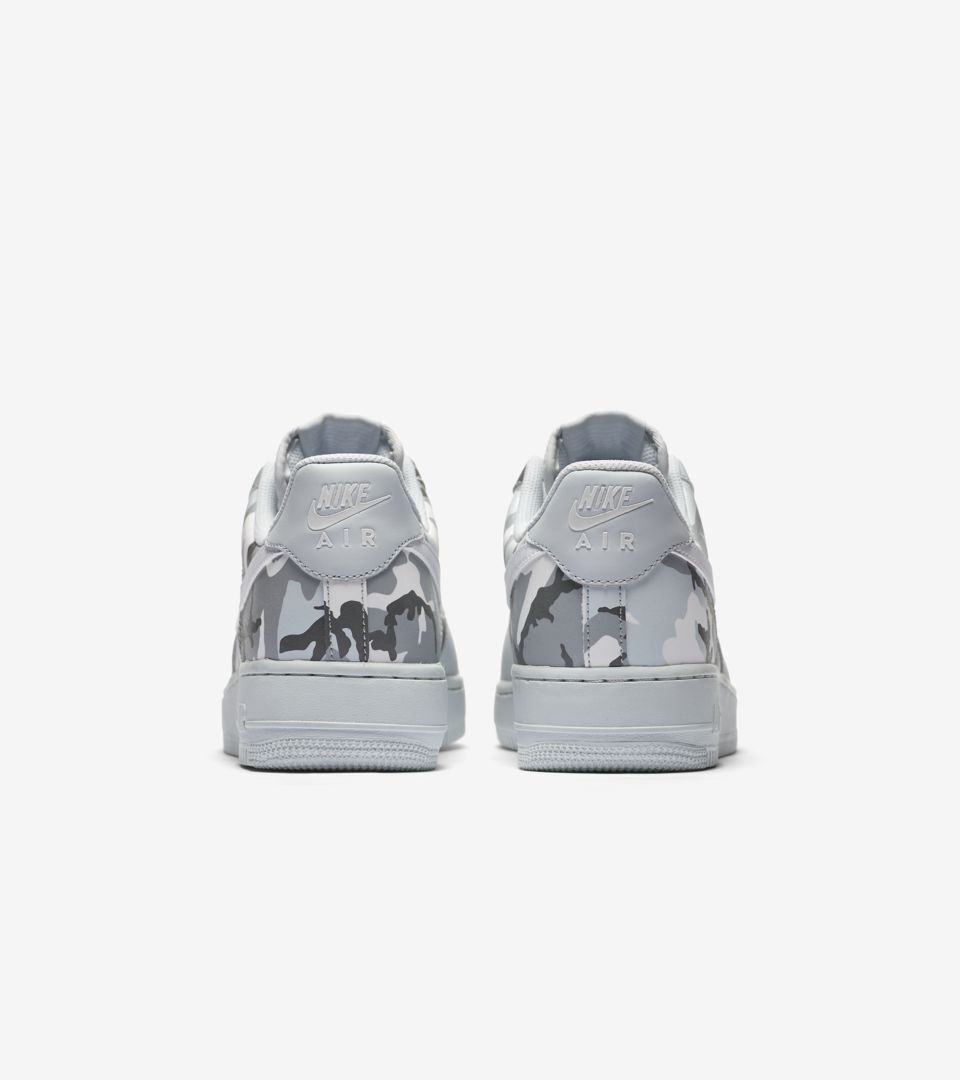 AIR FORCE 1 '07 LV8 AIR FORCE 1 '07 LV8