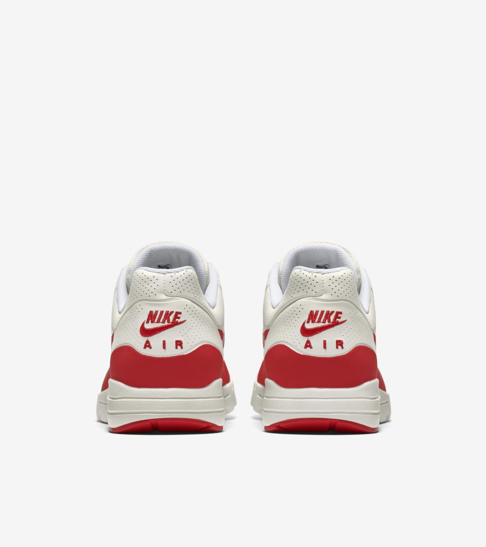 WMNS AIR MAX 1 ULTRA WMNS AIR MAX 1 ULTRA