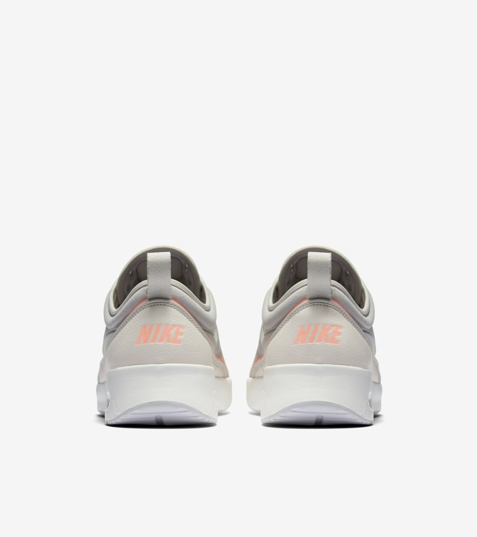 WMNS AIR MAX THEA ULTRA WMNS AIR MAX THEA ULTRA