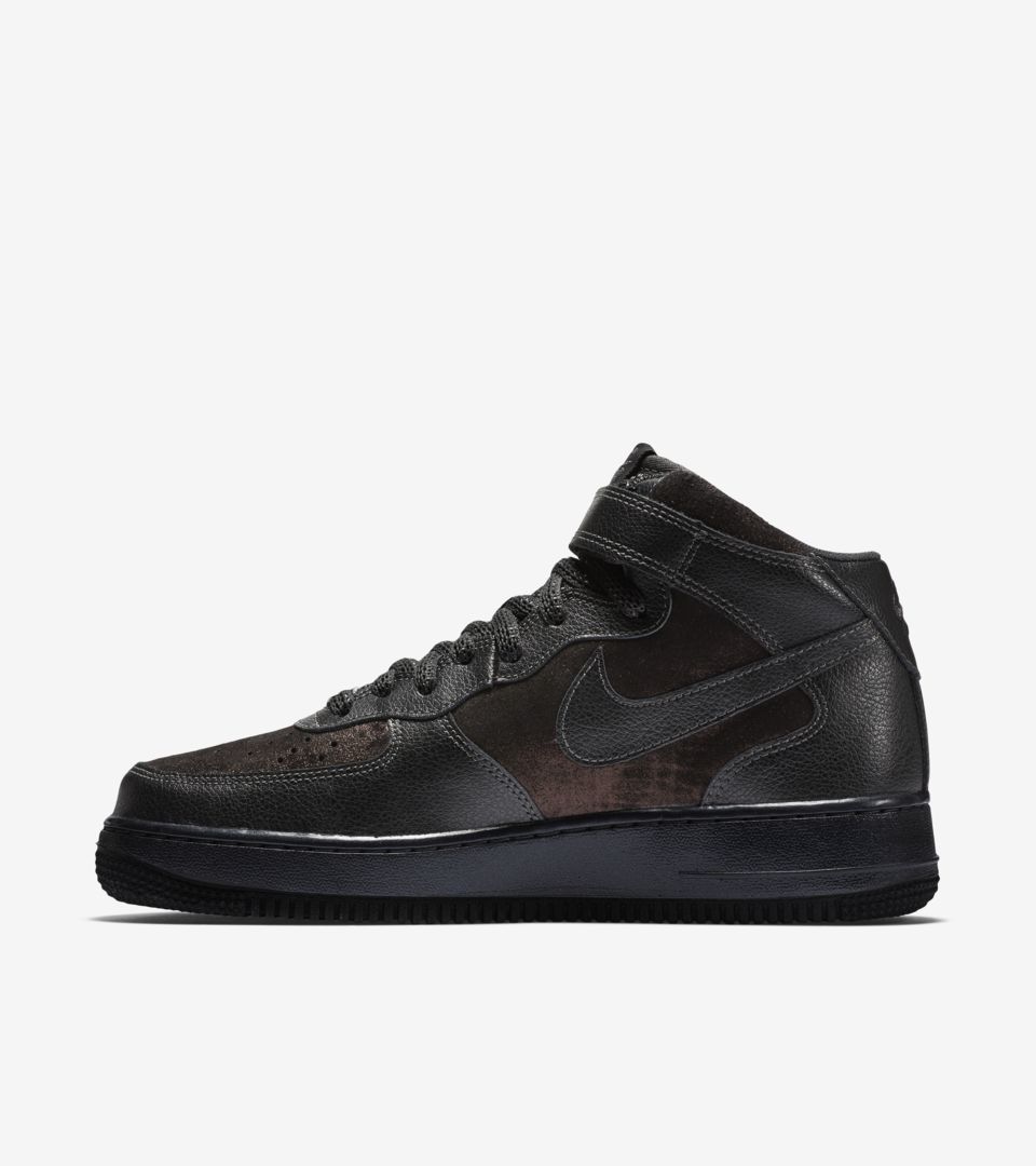 WMNS AIR FORCE 1 MID WMNS AIR FORCE 1 MID
