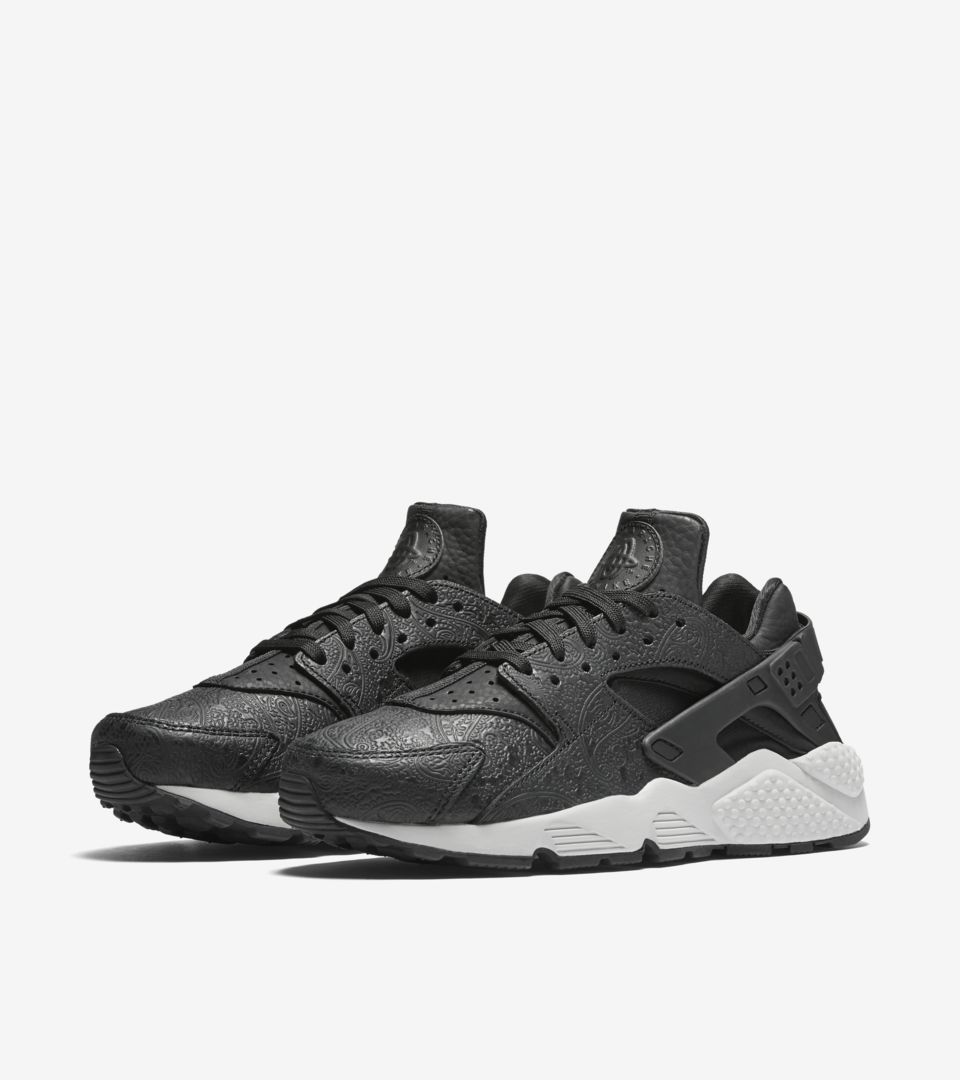 huarache black size 6