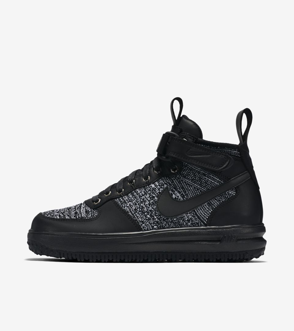 WMNS LUNAR FORCE 1 FLYKNIT WORKBOOT WMNS LUNAR FORCE 1 FLYKNIT WORKBOOT