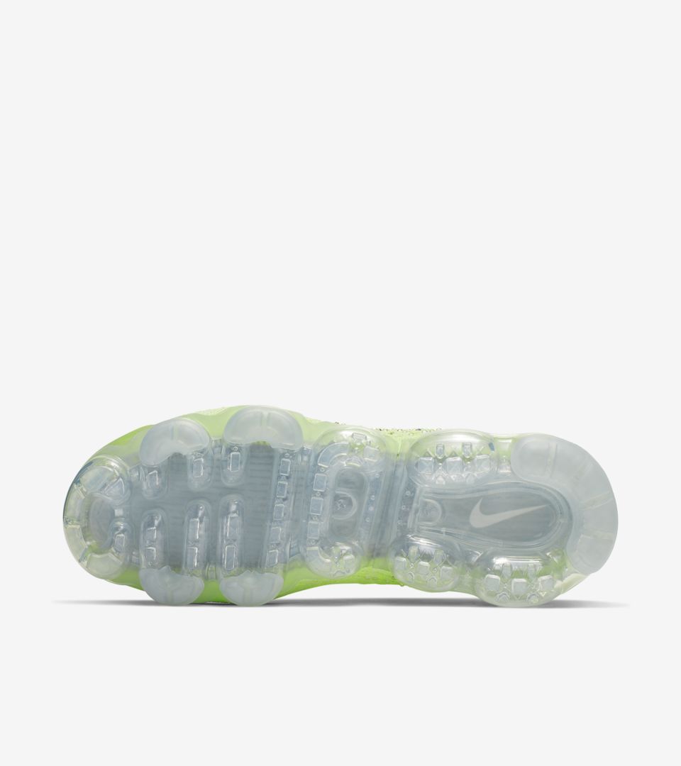 Women's Air VaporMax Flyknit 2 LXX 'Swarovski®' Release Date Women's Air VaporMax Flyknit 2 LXX 'Swarovski®' Release Date