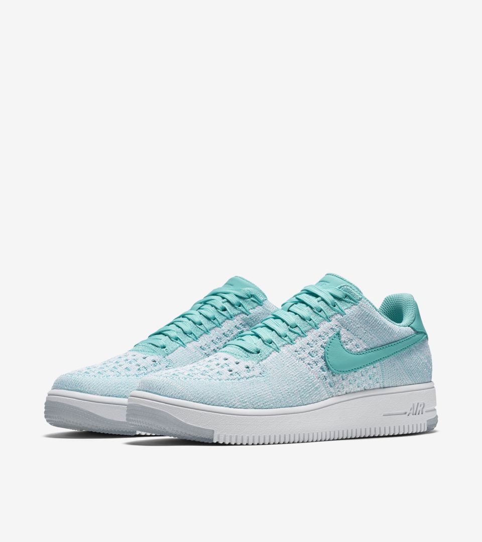 WMNS AIR FORCE 1 ULTRA FLYKNIT LOW WMNS AIR FORCE 1 ULTRA FLYKNIT LOW