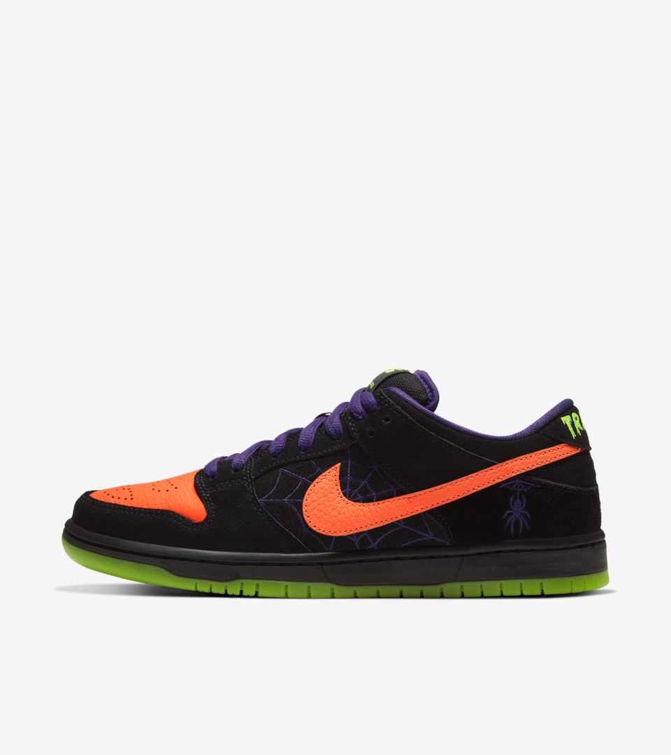 nike dunk halloween