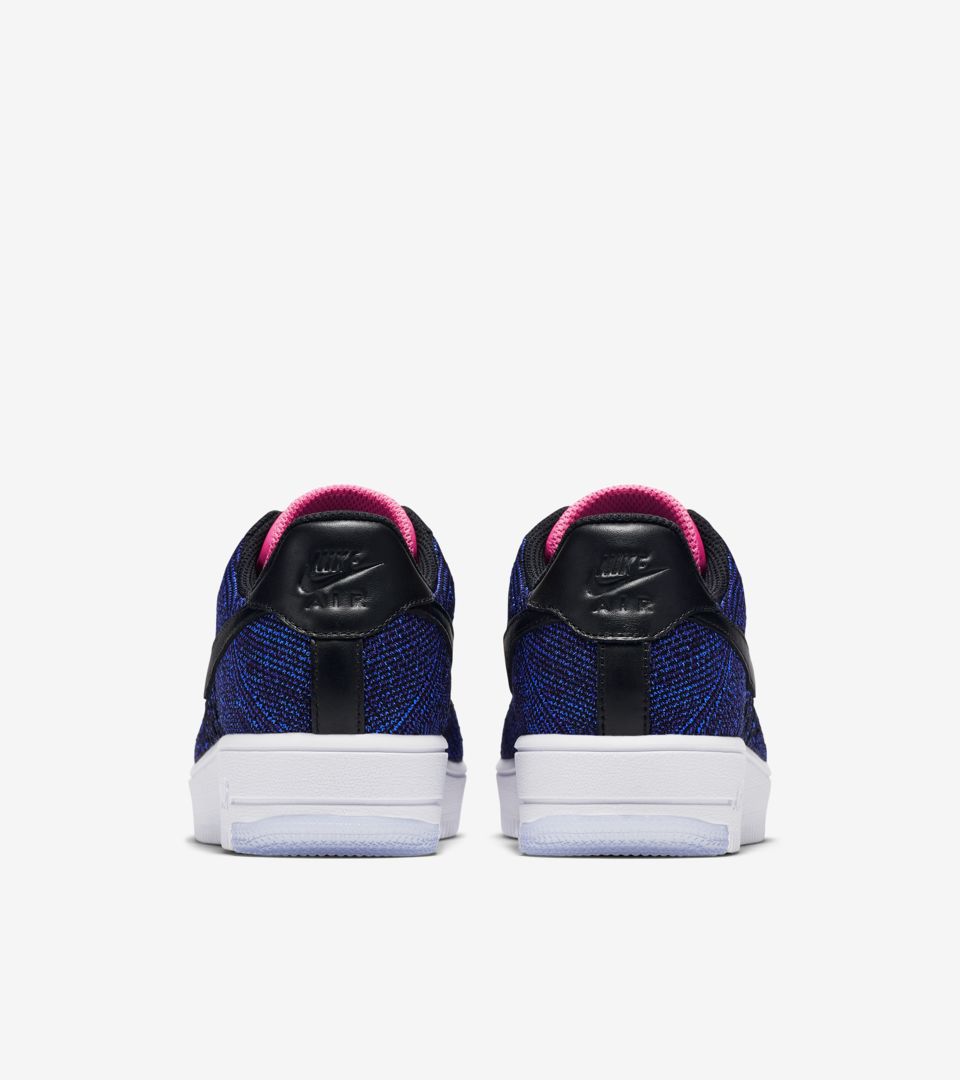 WMNS AIR FORCE 1 FLYKNIT LOW WMNS AIR FORCE 1 FLYKNIT LOW