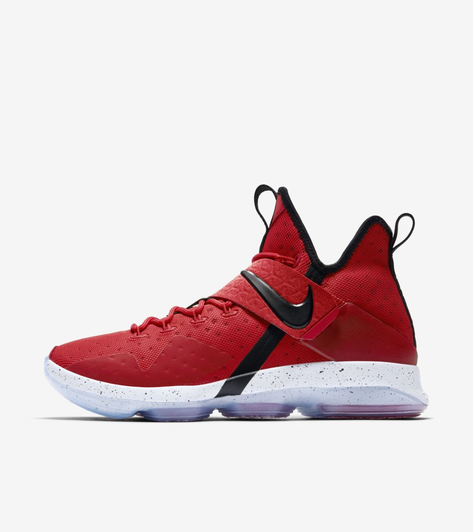 Nike LeBron 14 'Red Brick Road'. Nike SNKRS