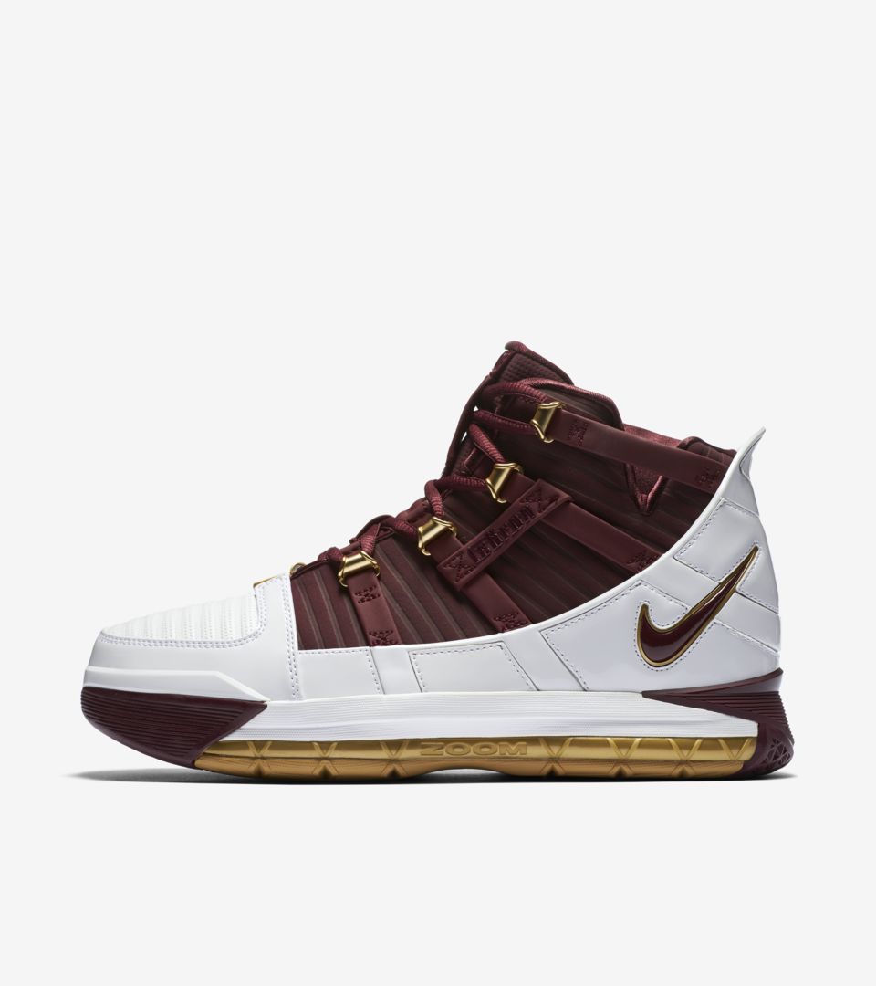 lebron shoes maroon