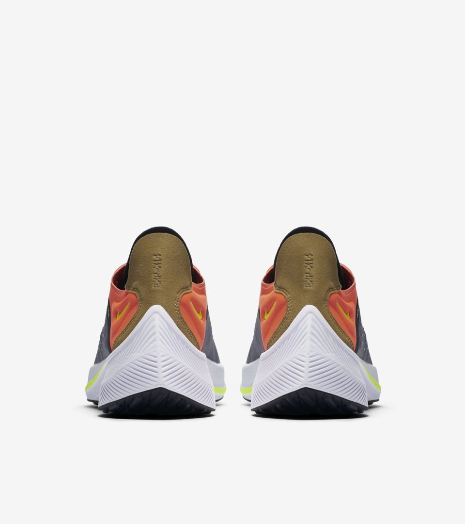 Women's EXP-X14 'Dark Grey & Total Crimson' Release Date Women's EXP-X14 'Dark Grey & Total Crimson' Release Date
