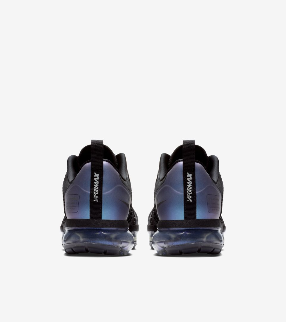 Air VaporMax Run Utility 'Throwback Future' Release Date Air VaporMax Run Utility 'Throwback Future' Release Date