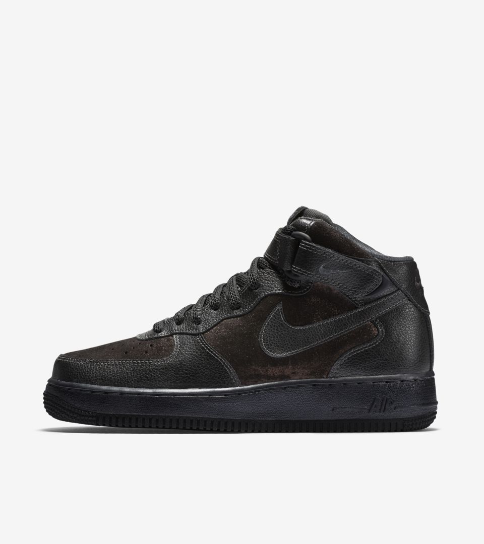 WMNS AIR FORCE 1 MID WMNS AIR FORCE 1 MID