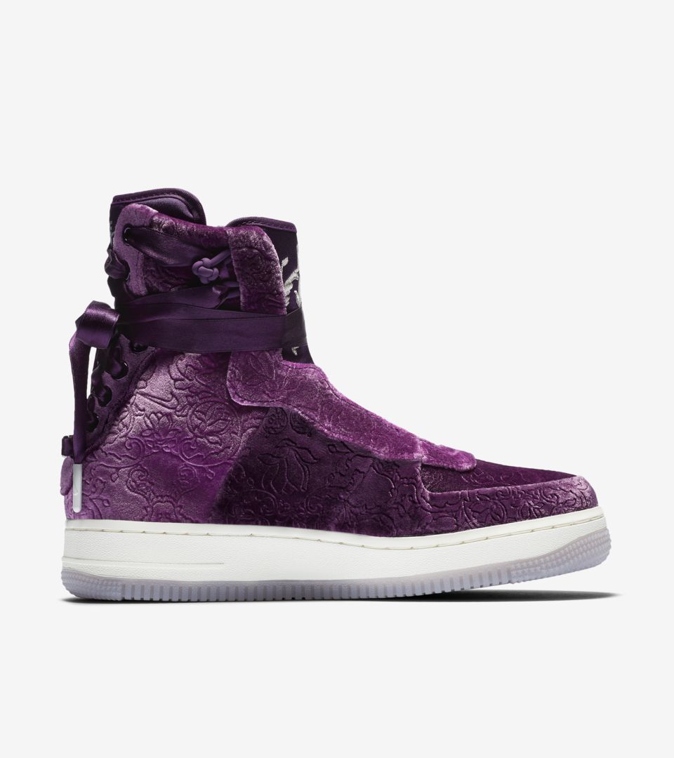 女款 AF1 REBEL XX 发布日期 女款 AF1 REBEL XX 发布日期