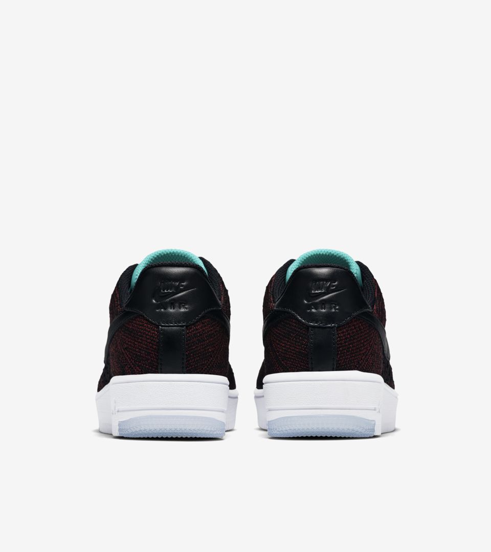 WMNS AIR FORCE 1 FLYKNIT LOW WMNS AIR FORCE 1 FLYKNIT LOW