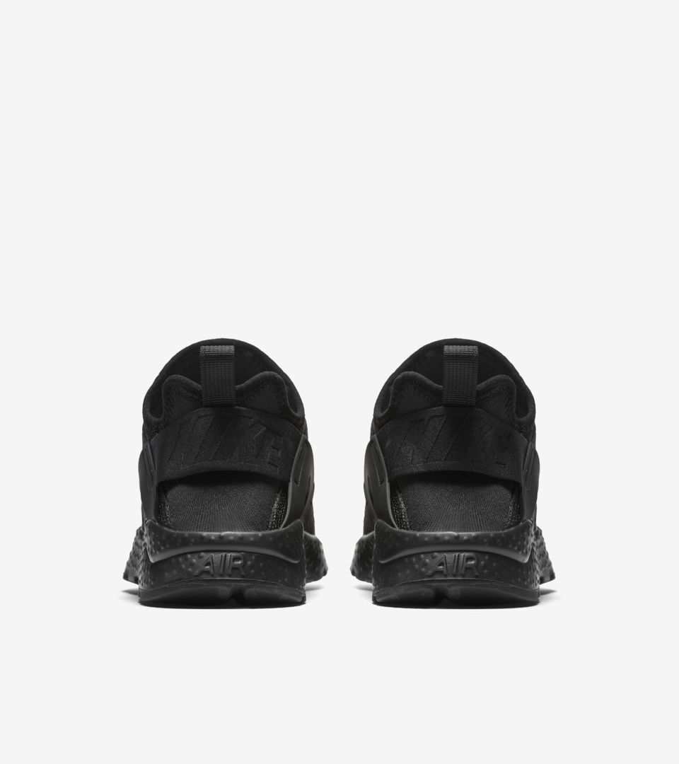 WMNS AIR HUARACHE ULTRA PREMIUM WMNS AIR HUARACHE ULTRA PREMIUM