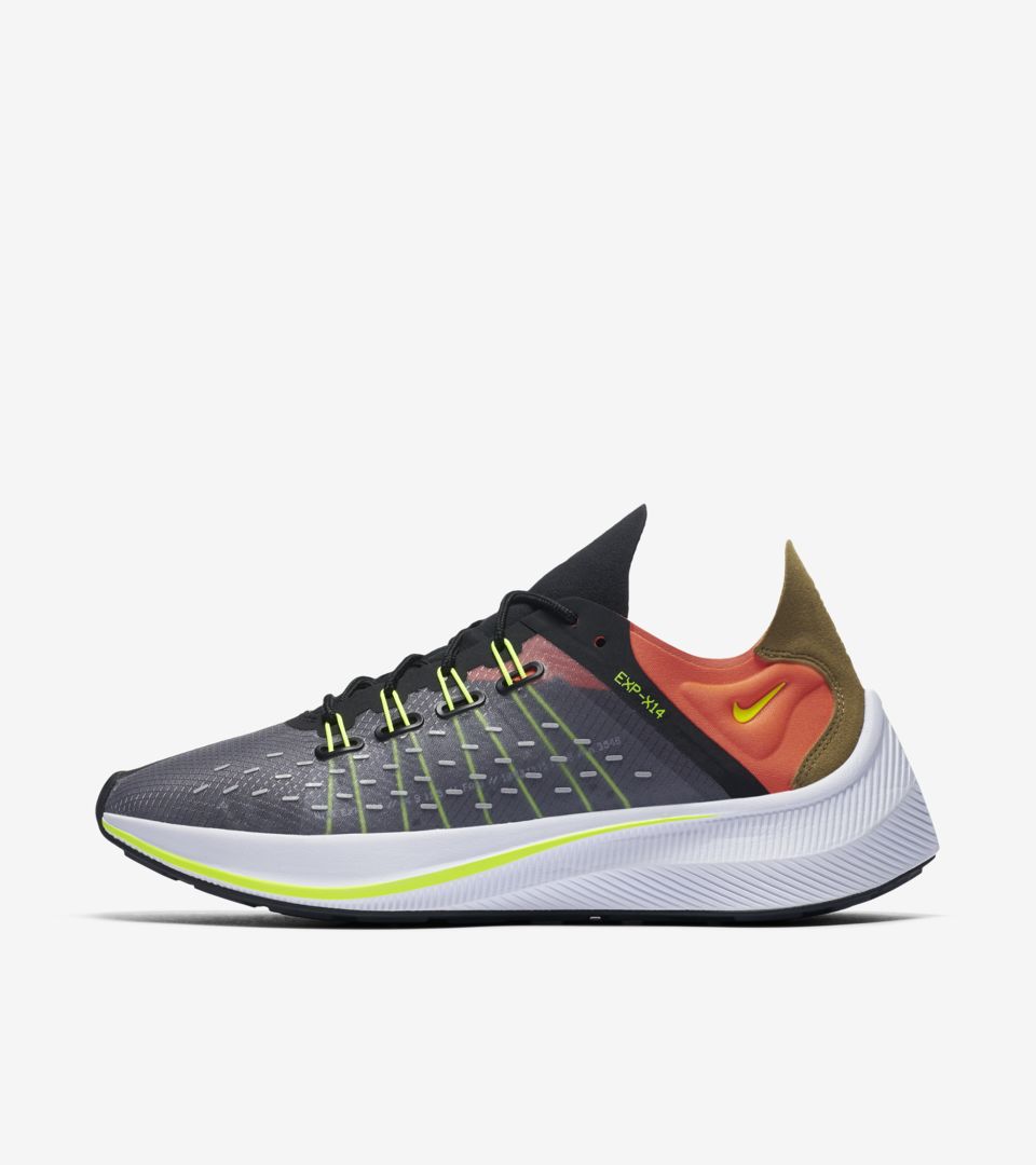 Women's EXP-X14 'Dark Grey & Total Crimson' Release Date Women's EXP-X14 'Dark Grey & Total Crimson' Release Date
