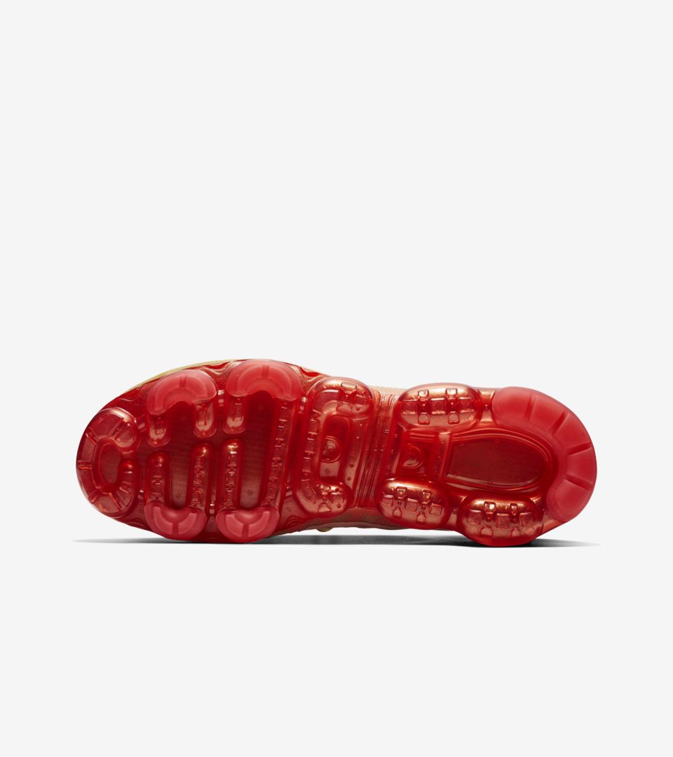 Nike Air Vapormax 2019 'Club Gold & Ember Glow' Release Date Nike Air Vapormax 2019 'Club Gold & Ember Glow' Release Date
