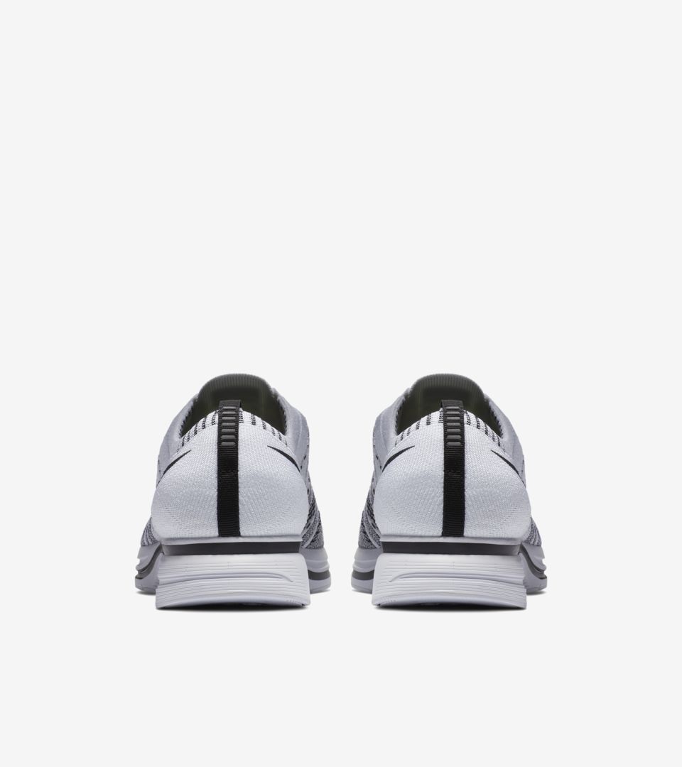 FLYKNIT TRAINER FLYKNIT TRAINER