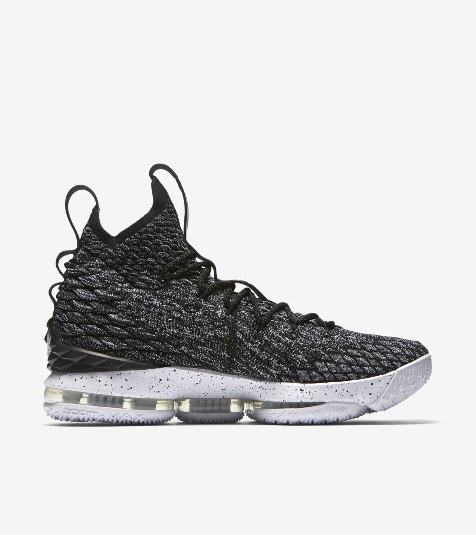 LEBRON 15 LEBRON 15