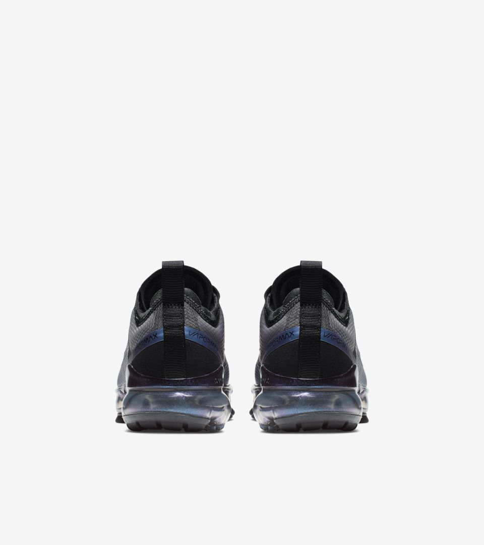 Big Kids' Air VaporMax 2019 'Throwback Future' Release Date Big Kids' Air VaporMax 2019 'Throwback Future' Release Date