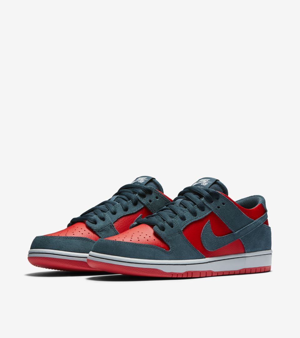 Nike Dunk Low SB Pro 'Nightshade & Chile Red'. Nike⁠+ SNKRS