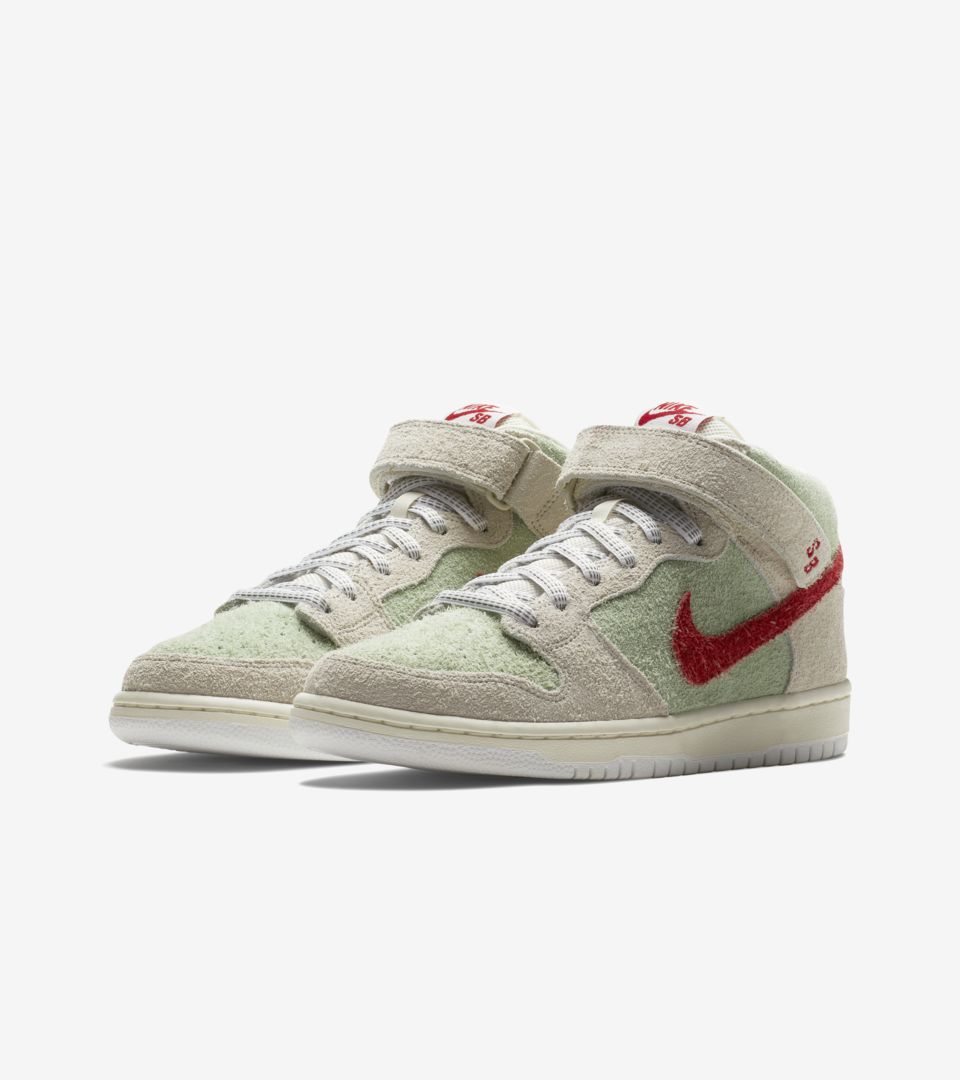 Nike SB Dunk Mid Pro Todd Bratrud 'White Widow' Release Date. Nike SNKRS