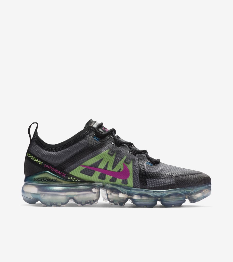 Nike Air Vapormax 2019 'Black & Active Fuschia' Release Date Nike Air Vapormax 2019 'Black & Active Fuschia' Release Date
