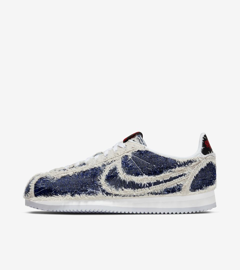 nike snkrs down