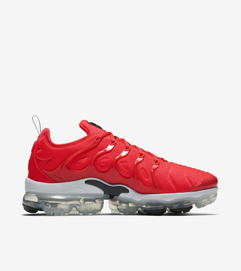 Nike Air Vapormax Plus 'Bright Crimson & White & Black' Release Date Nike Air Vapormax Plus 'Bright Crimson & White & Black' Release Date
