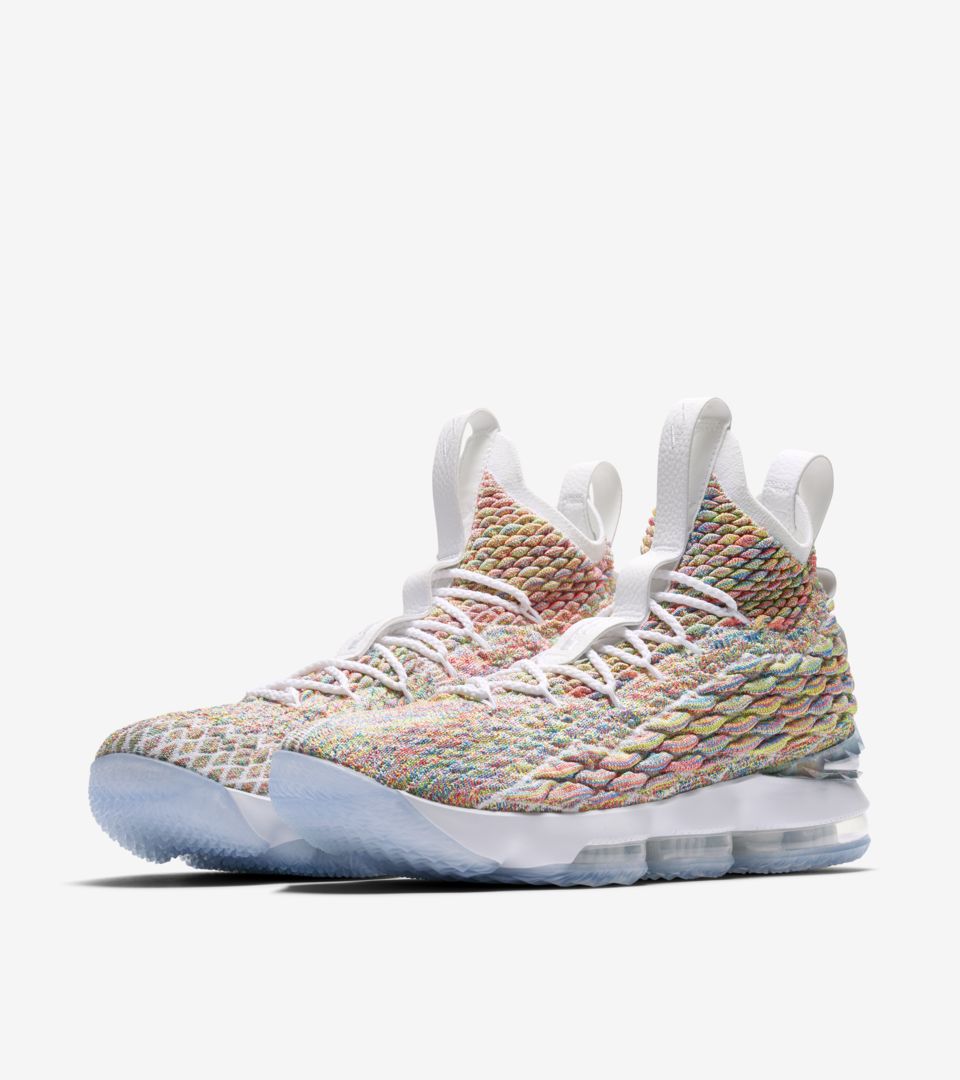 lebron 15s white