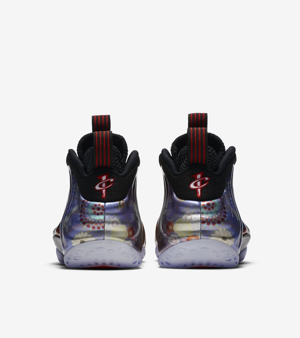 女款 AIR FOAMPOSITE ONE 女款 AIR FOAMPOSITE ONE