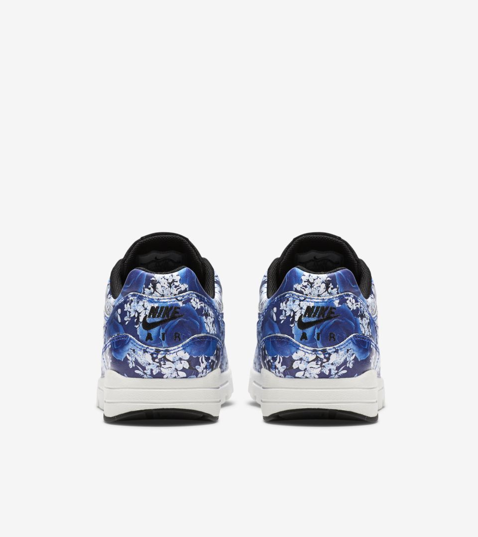 WMNS AIR MAX 1 ULTRA MOIRE WMNS AIR MAX 1 ULTRA MOIRE