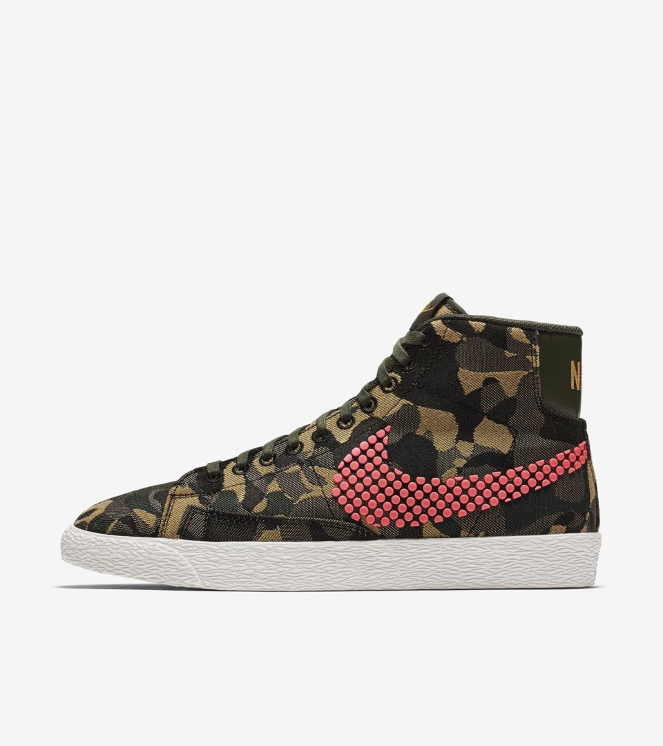 blazer mid white camo