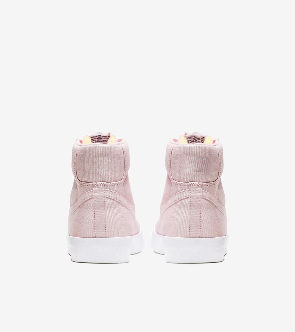 Nike Blazer Mid '77 Vintage 'Pink Foam' Release Date Nike Blazer Mid '77 Vintage 'Pink Foam' Release Date