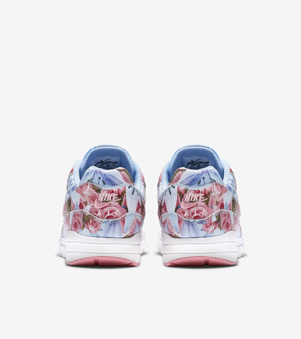 WMNS AIR MAX 1 ULTRA MOIRE WMNS AIR MAX 1 ULTRA MOIRE